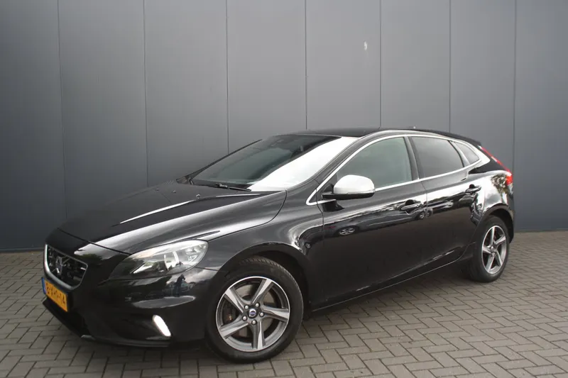 Volvo V40 (2014)