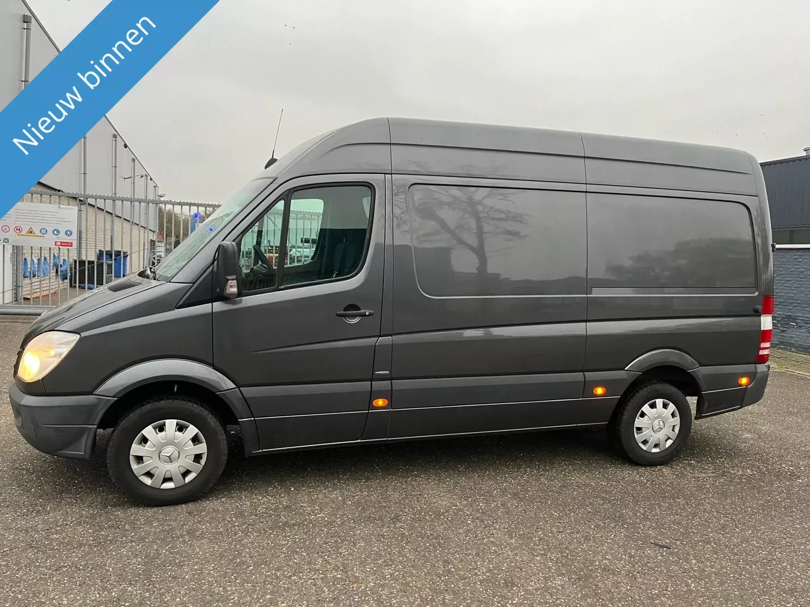 Mercedes-Benz Sprinter (2013) — foto 1