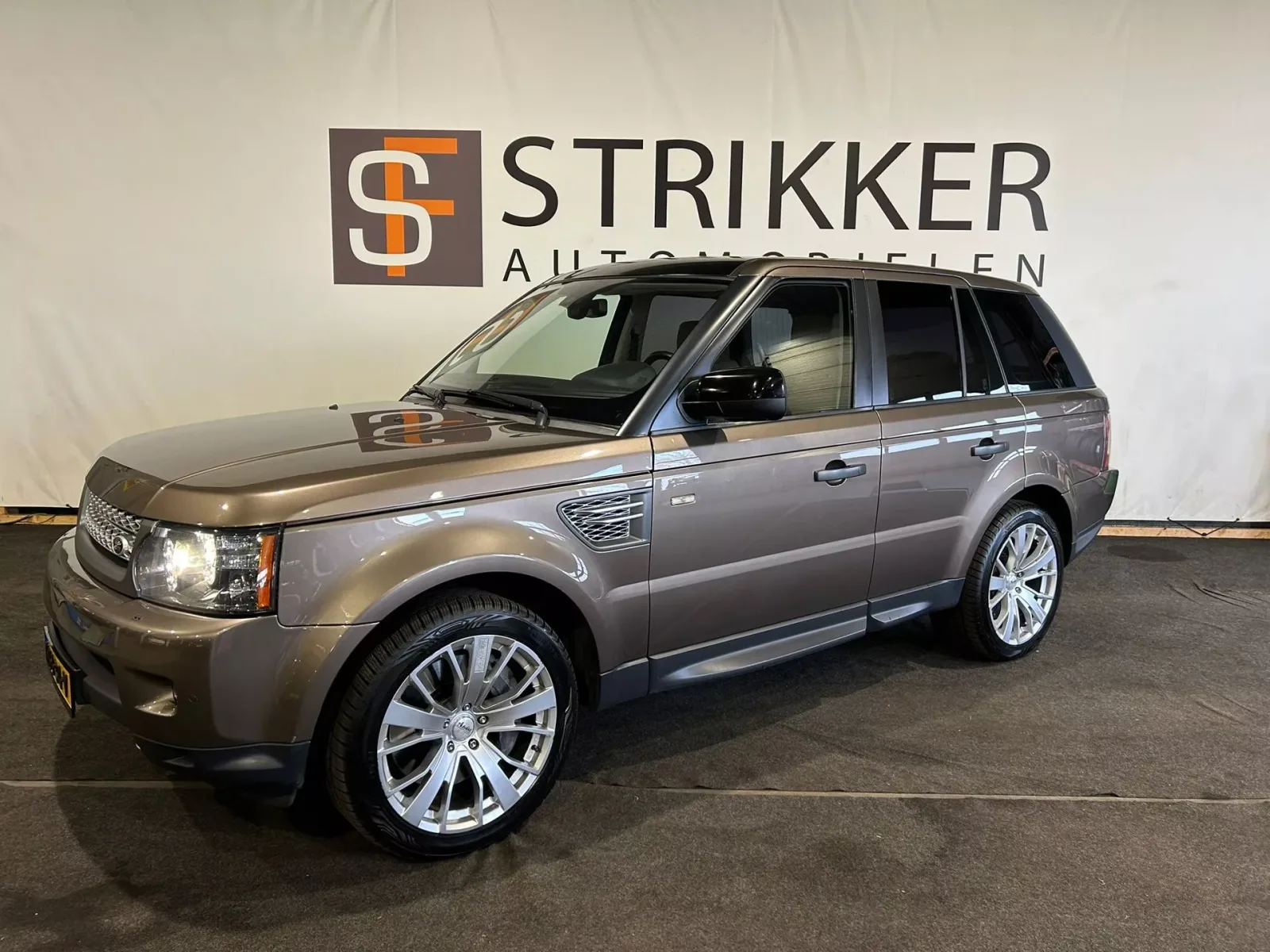 Land Rover Range Rover Sport (2010) — foto 1