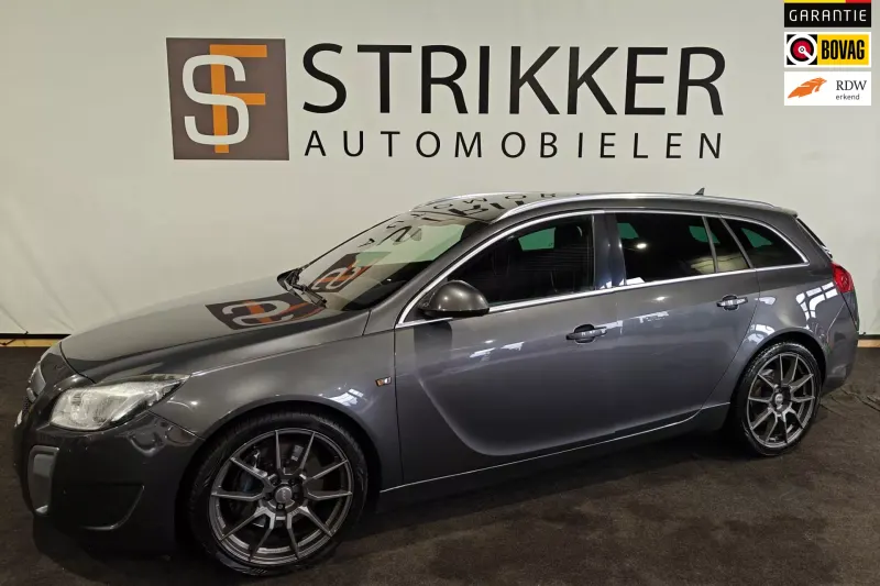 Opel Insignia (2011)