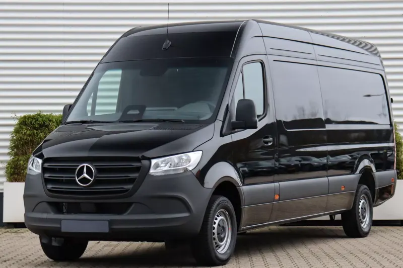 Mercedes-Benz Sprinter (2024)