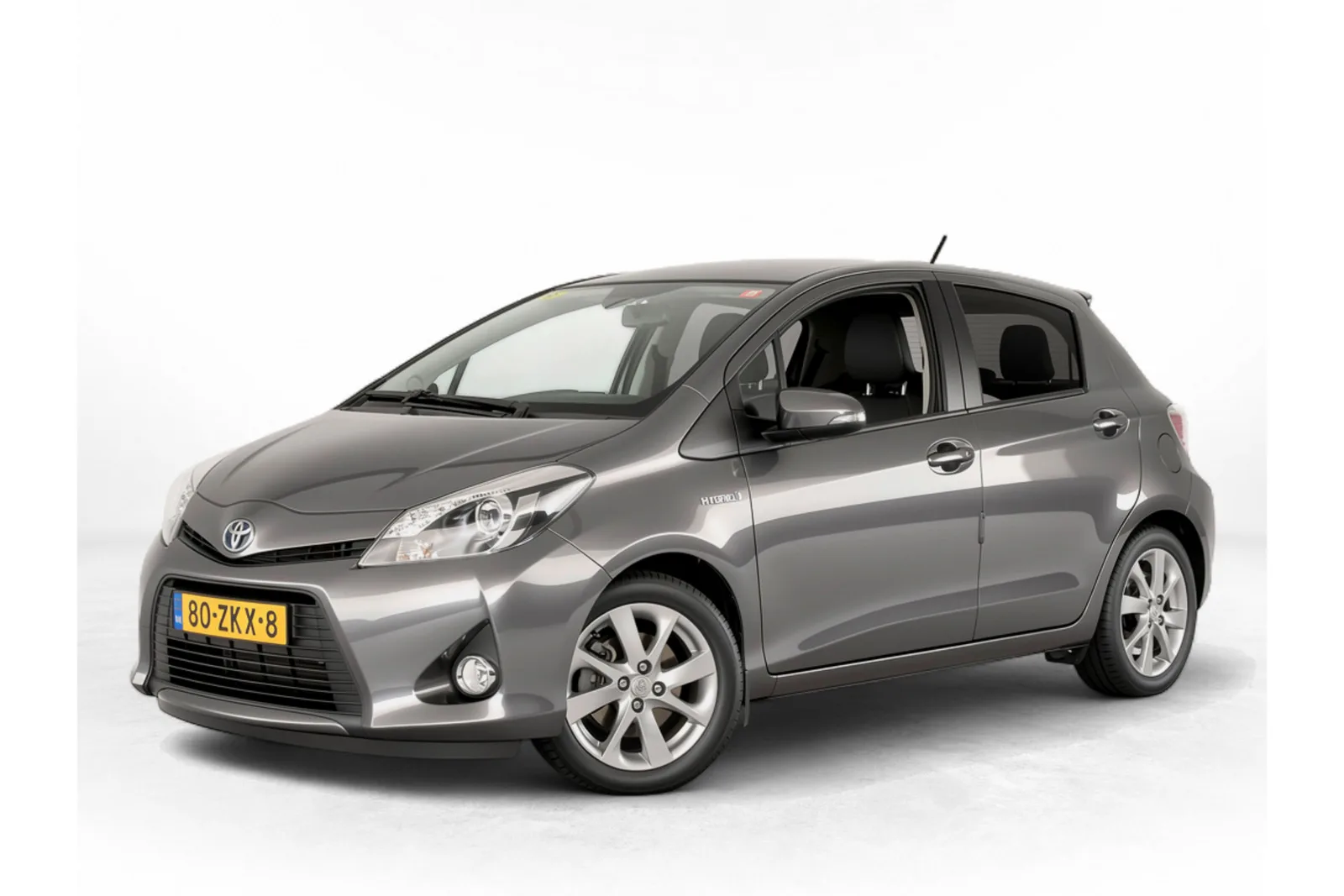 Toyota Yaris (2013) — foto 1