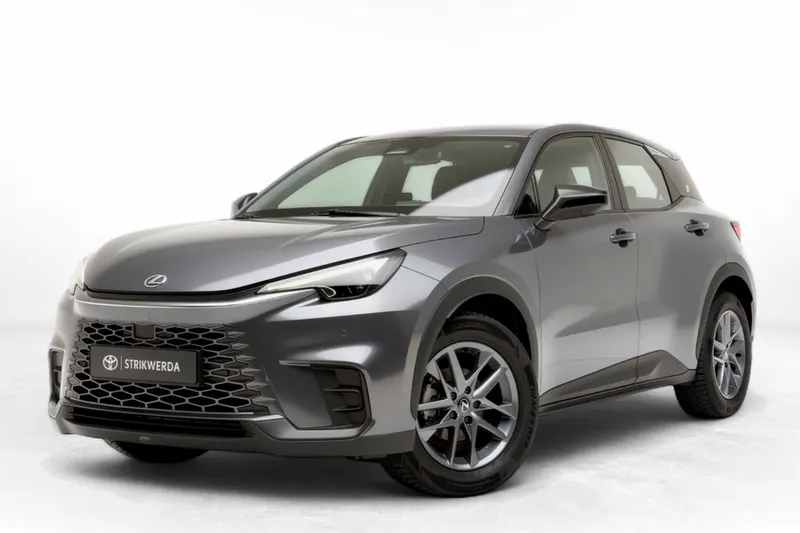 Lexus LBX (2025)