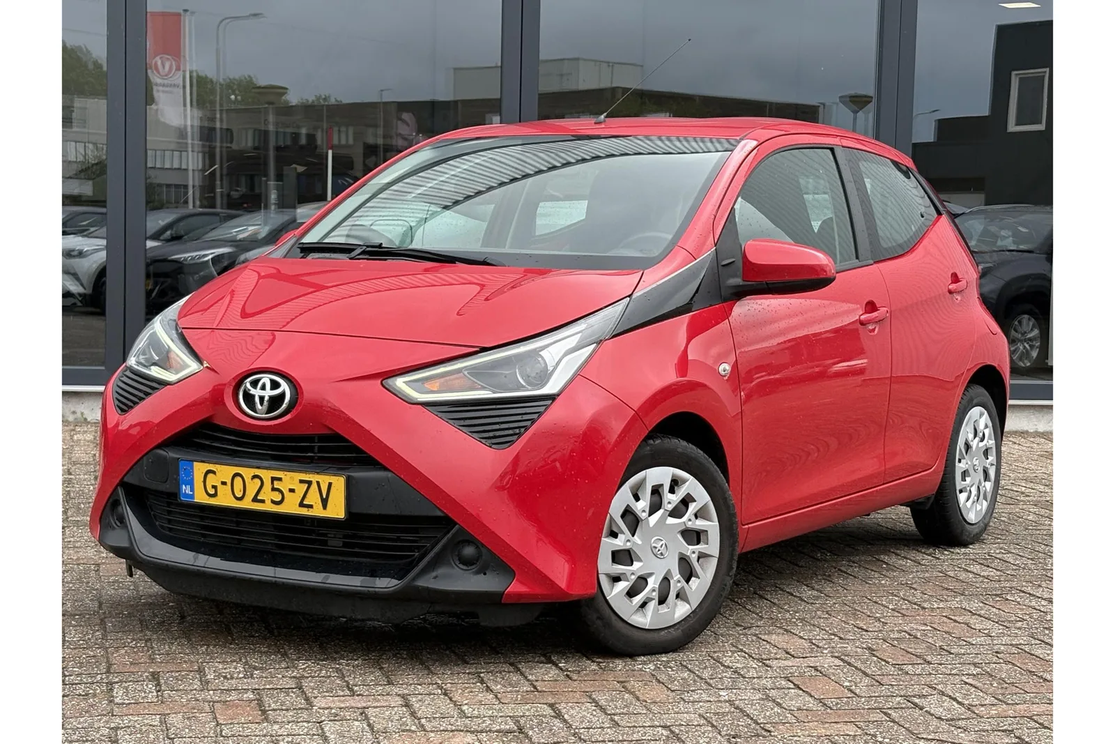 Toyota Aygo (2019) — foto 1