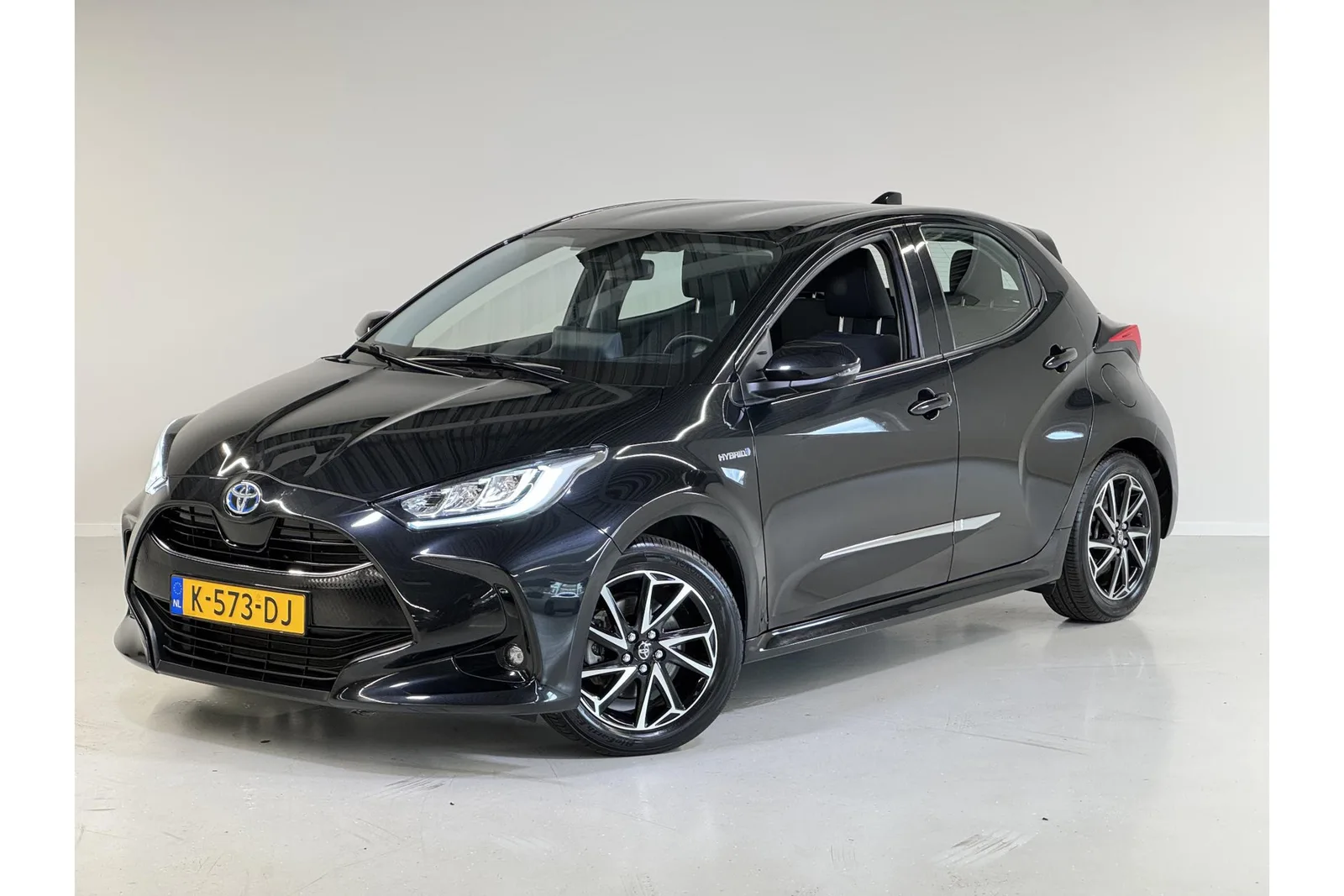 Toyota Yaris (2020) — foto 1