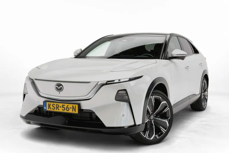Mazda CX-6e (2026)