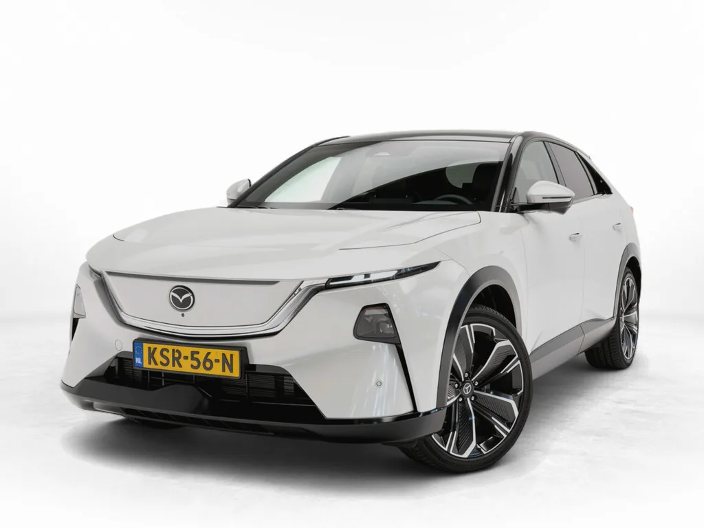 Mazda CX-6e (2026) — foto 1