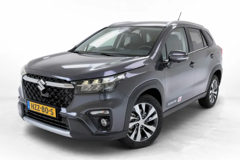 Suzuki S-Cross (2025)