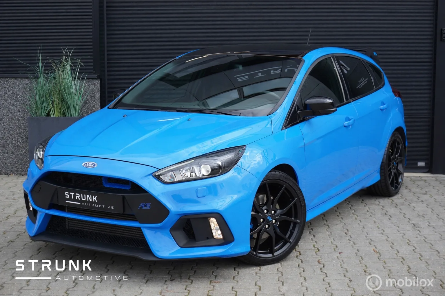 Ford Focus (2011) — foto 1