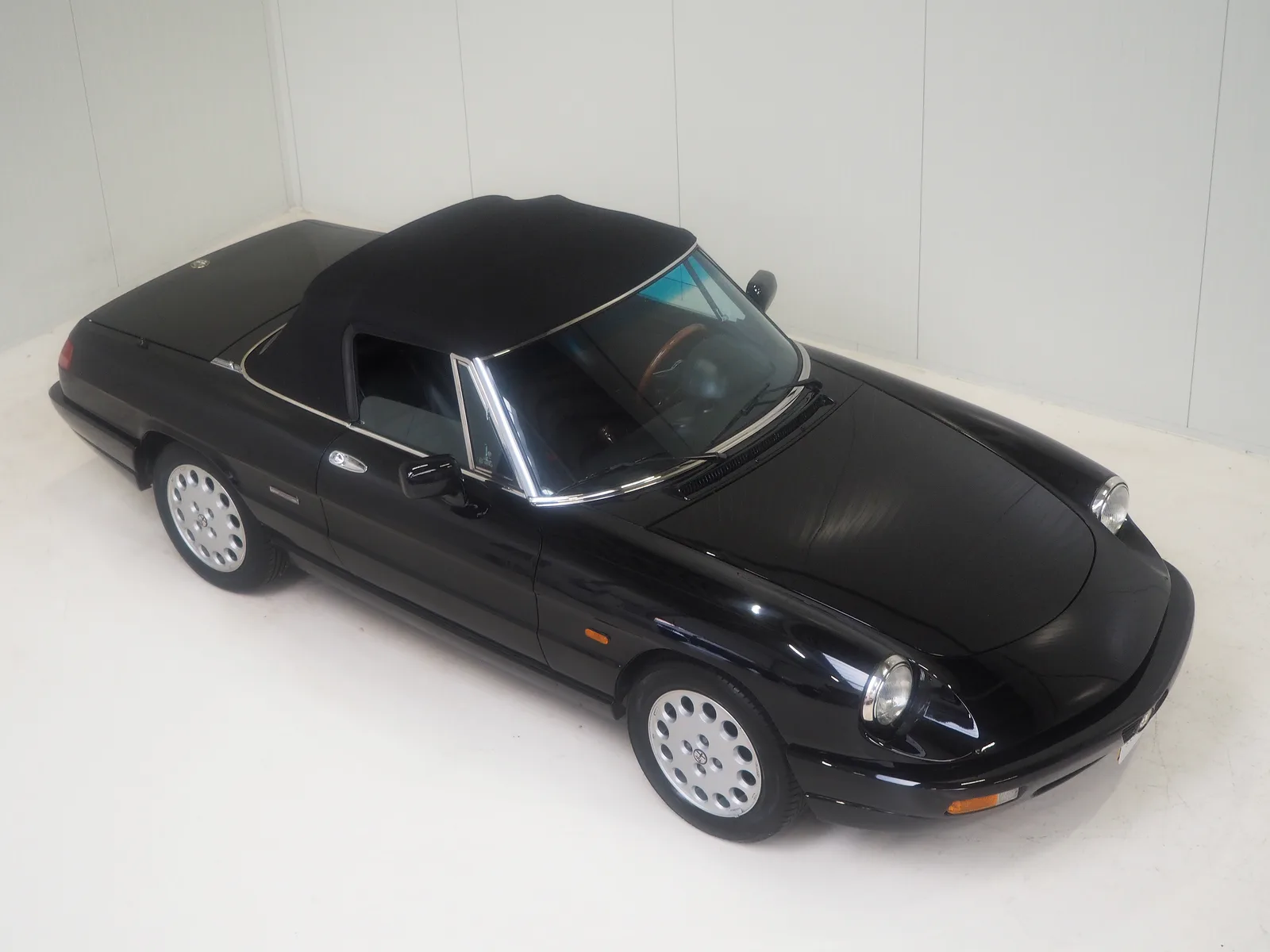 Alfa Romeo Spider (1993) — foto 1
