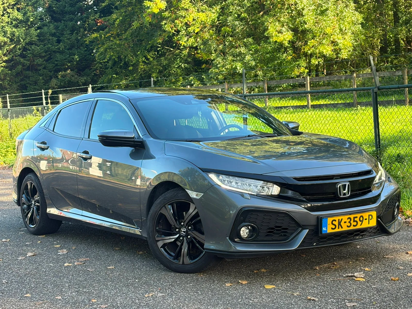Honda Civic (2018) — foto 1