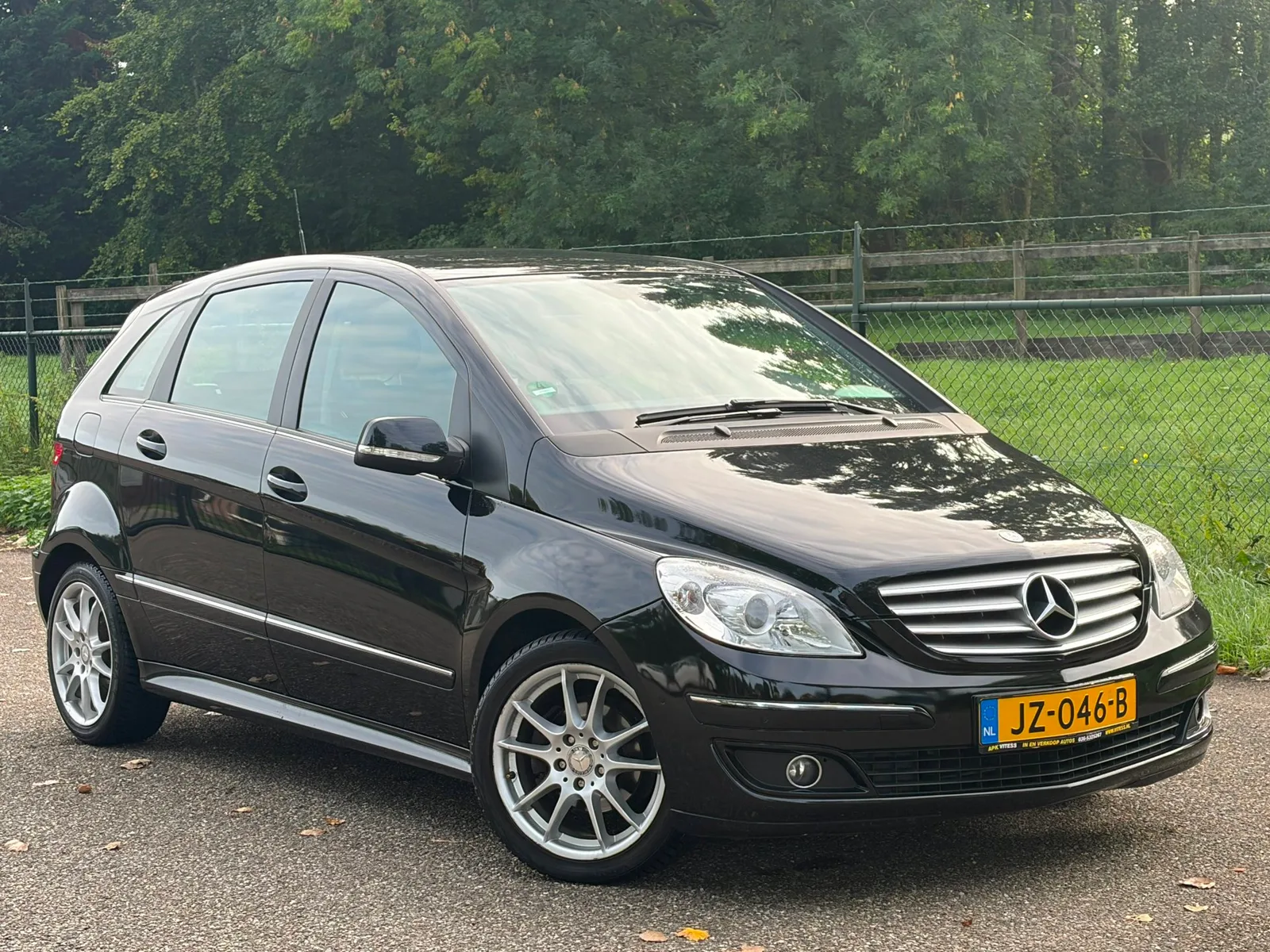 Mercedes-Benz B-Klasse (2011) — foto 1