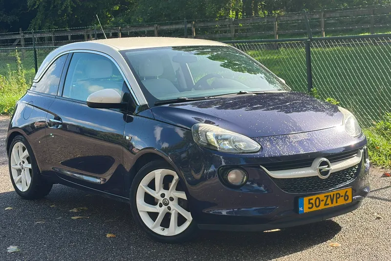 Opel Adam (2013)
