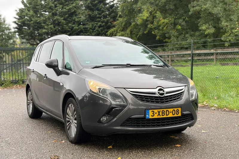 Opel Zafira Tourer (2014)