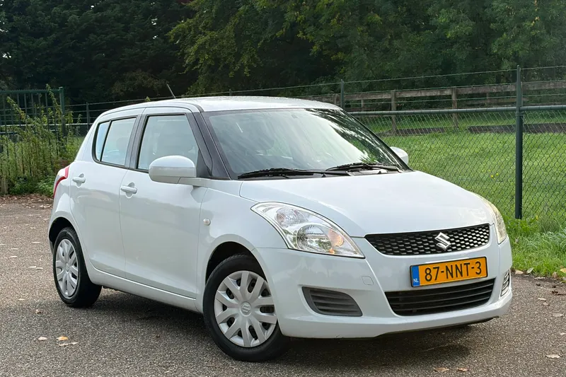 Suzuki Swift (2010)