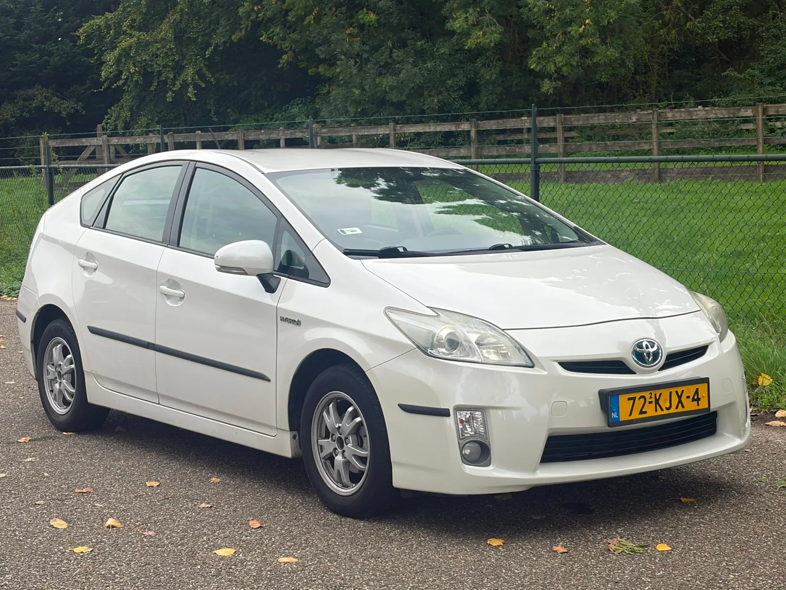 Toyota Prius (2010) — foto 1