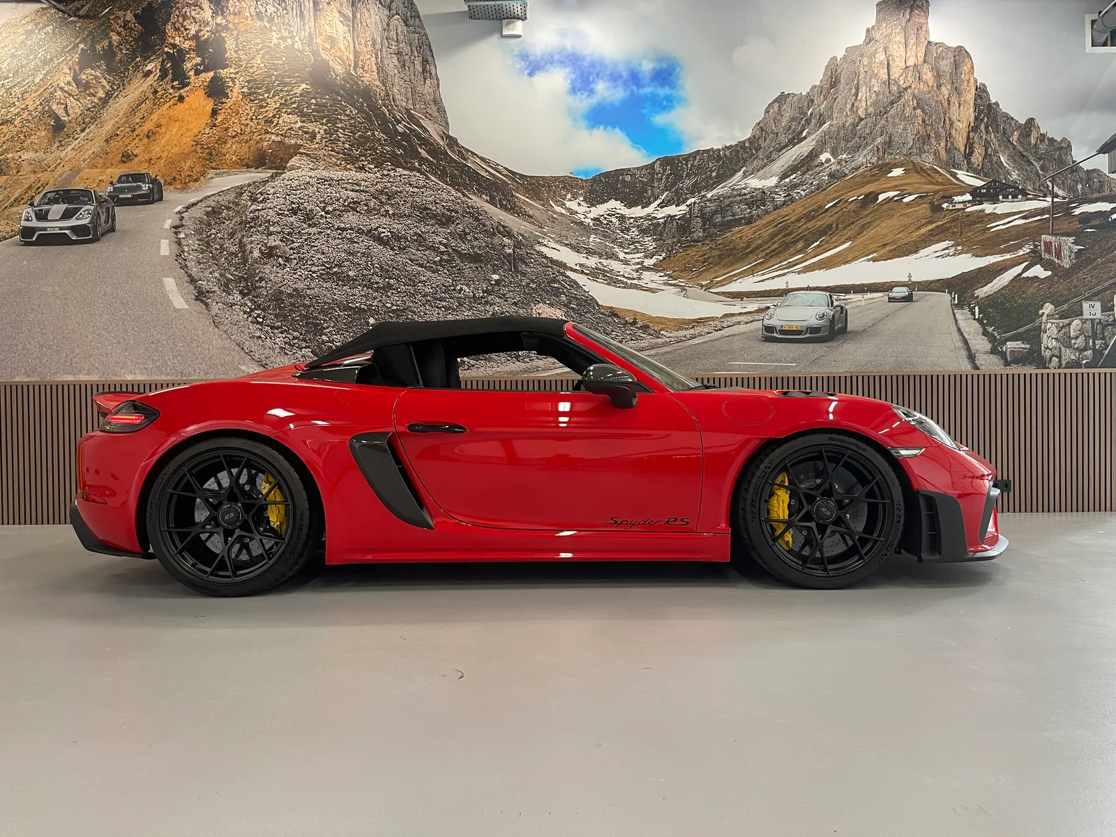 Porsche 718 Spyder (2024) — foto 1