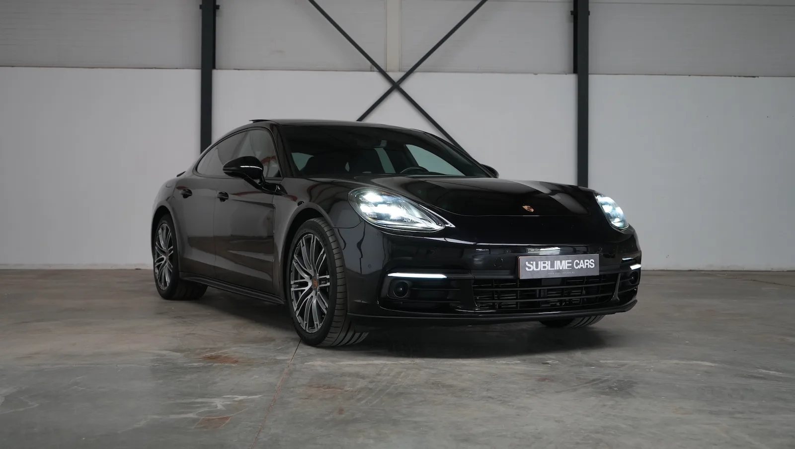 Porsche Panamera (2017) — foto 1