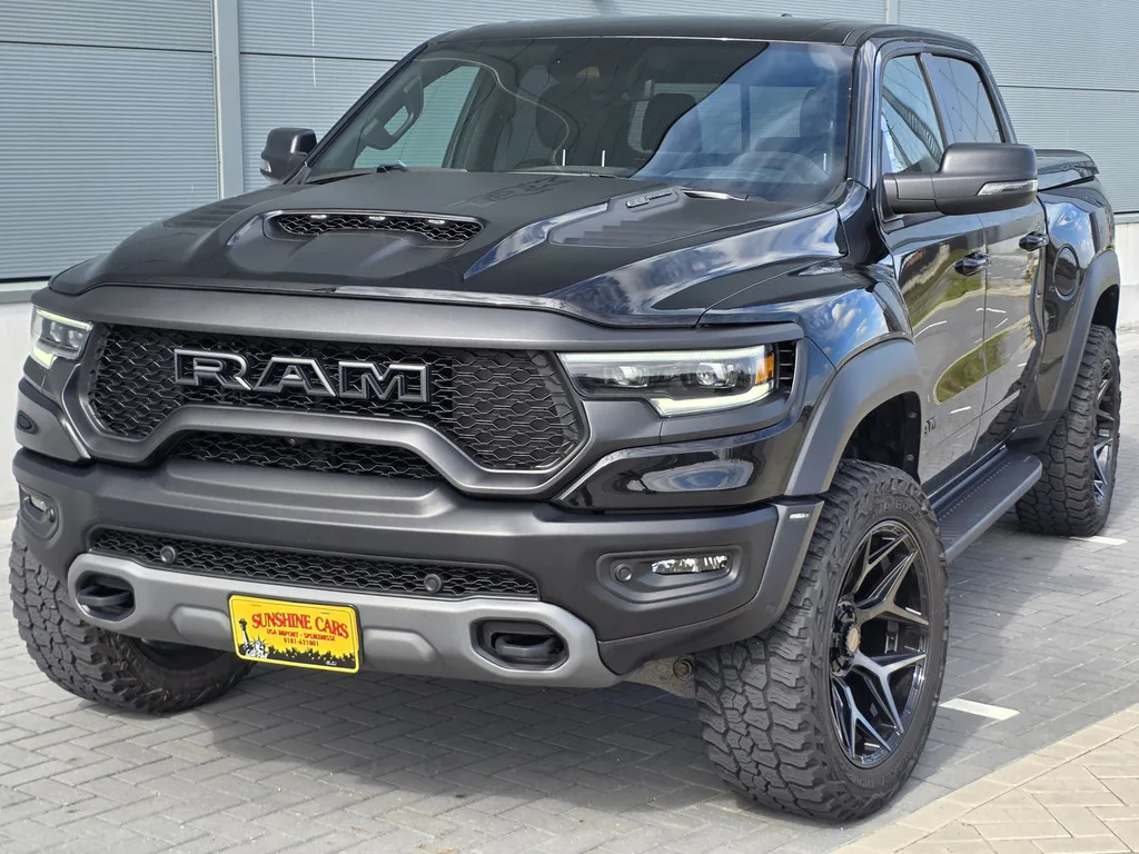 Dodge RAM (2024) — foto 1
