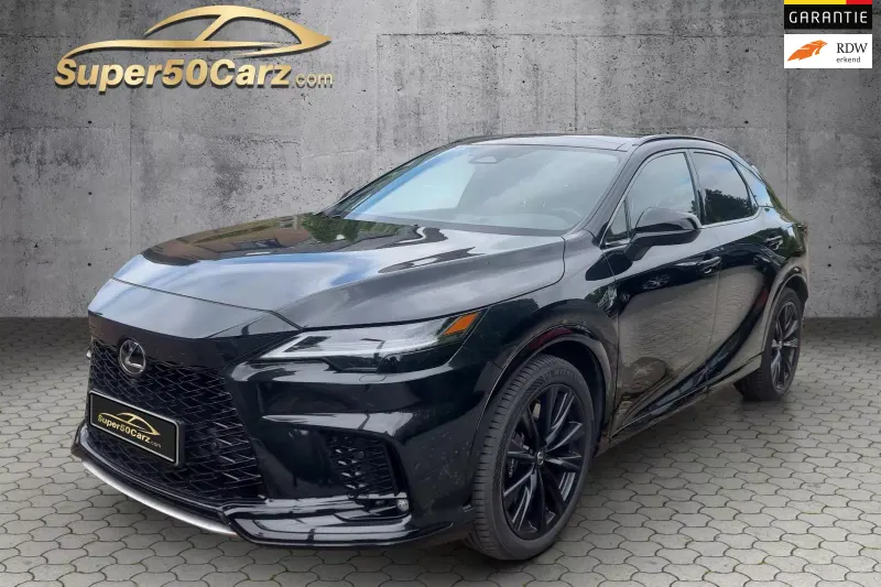 Lexus RX (2023)