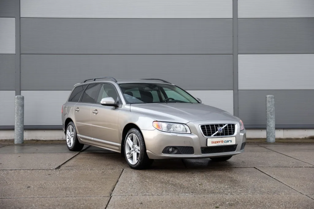 Volvo V70 (2008) — foto 1
