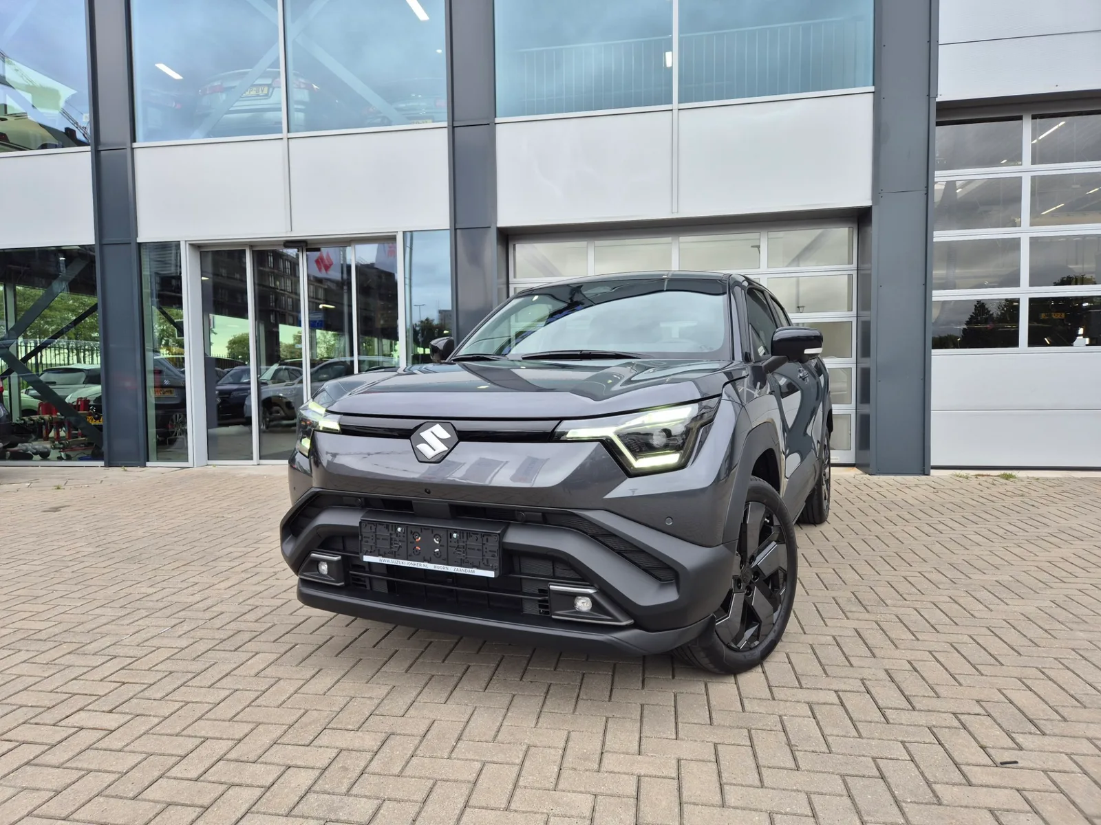 Suzuki e-Vitara (2026) — foto 1