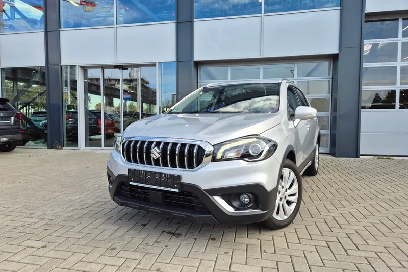 Suzuki S-Cross (2019)