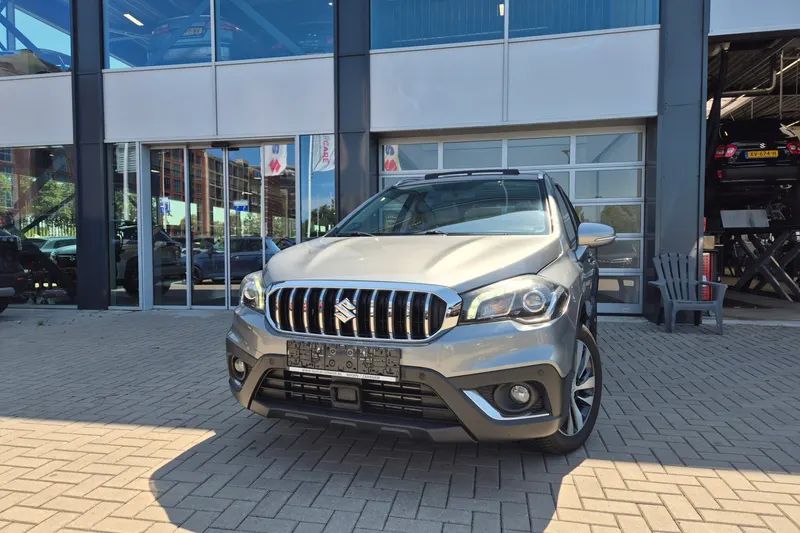 Suzuki S-Cross (2020)
