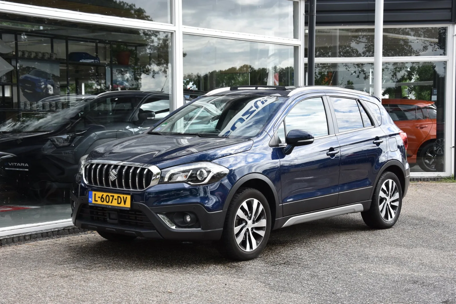 Suzuki S-Cross (2021) — foto 1