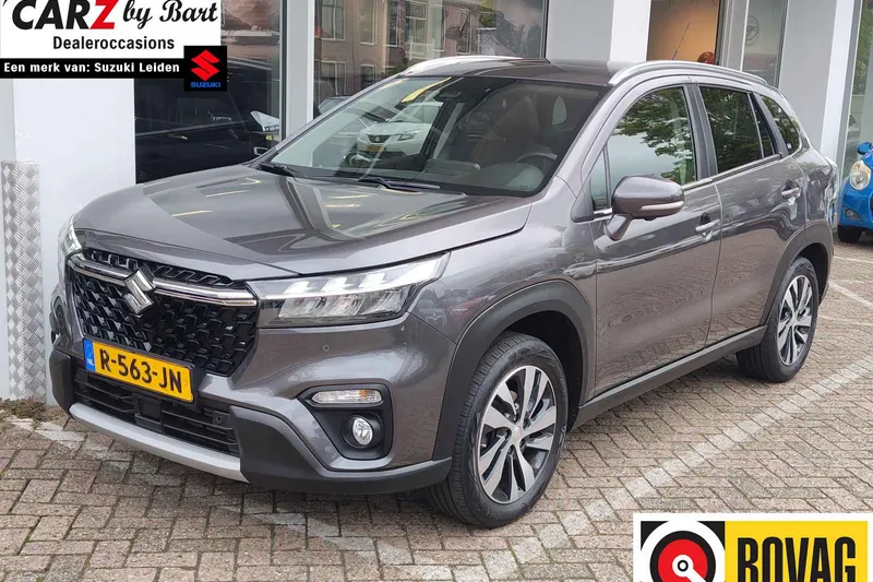 Suzuki S-Cross (2022)