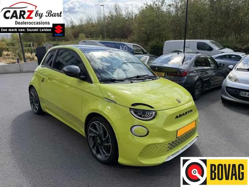 Abarth 500e (2023) — foto 1