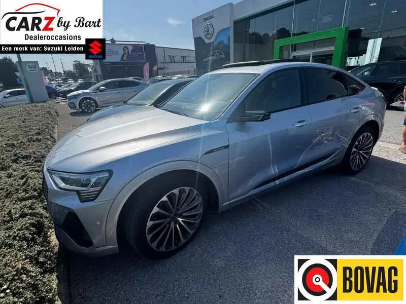 Audi e-tron Sportback (2021) — foto 1