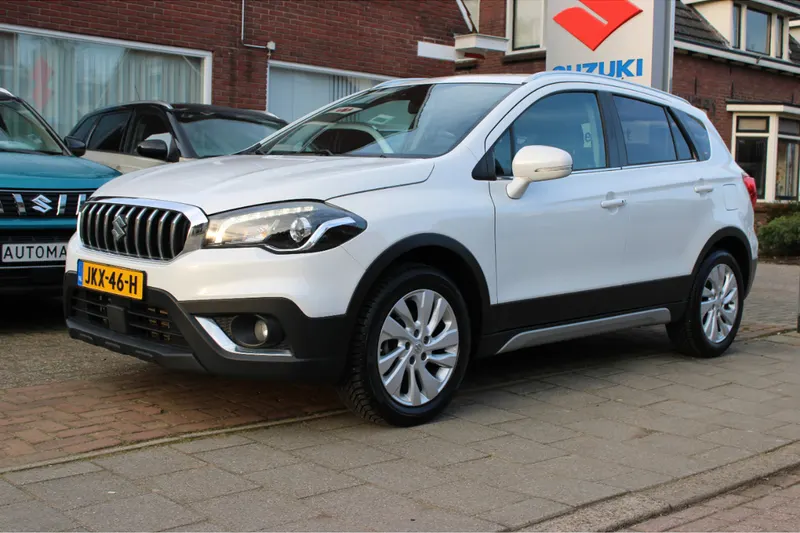 Suzuki S-Cross (2020)