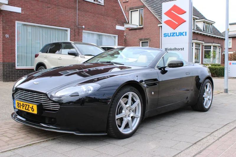 Aston Martin V8 Vantage (2007)