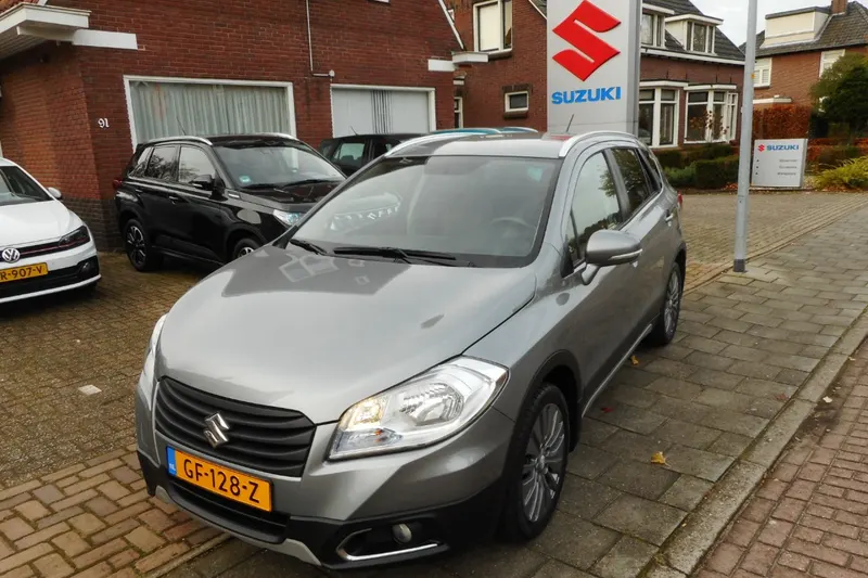 Suzuki SX4 (2015)