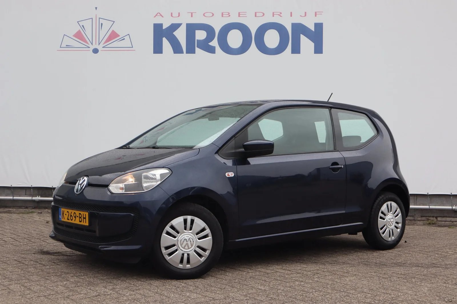 Volkswagen Up! (2013) — foto 1