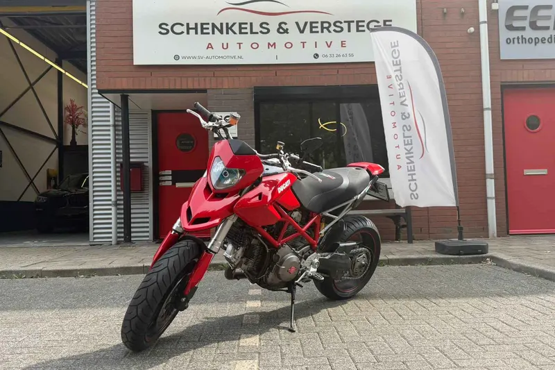Ducati Hypermotard 1100 (2007)