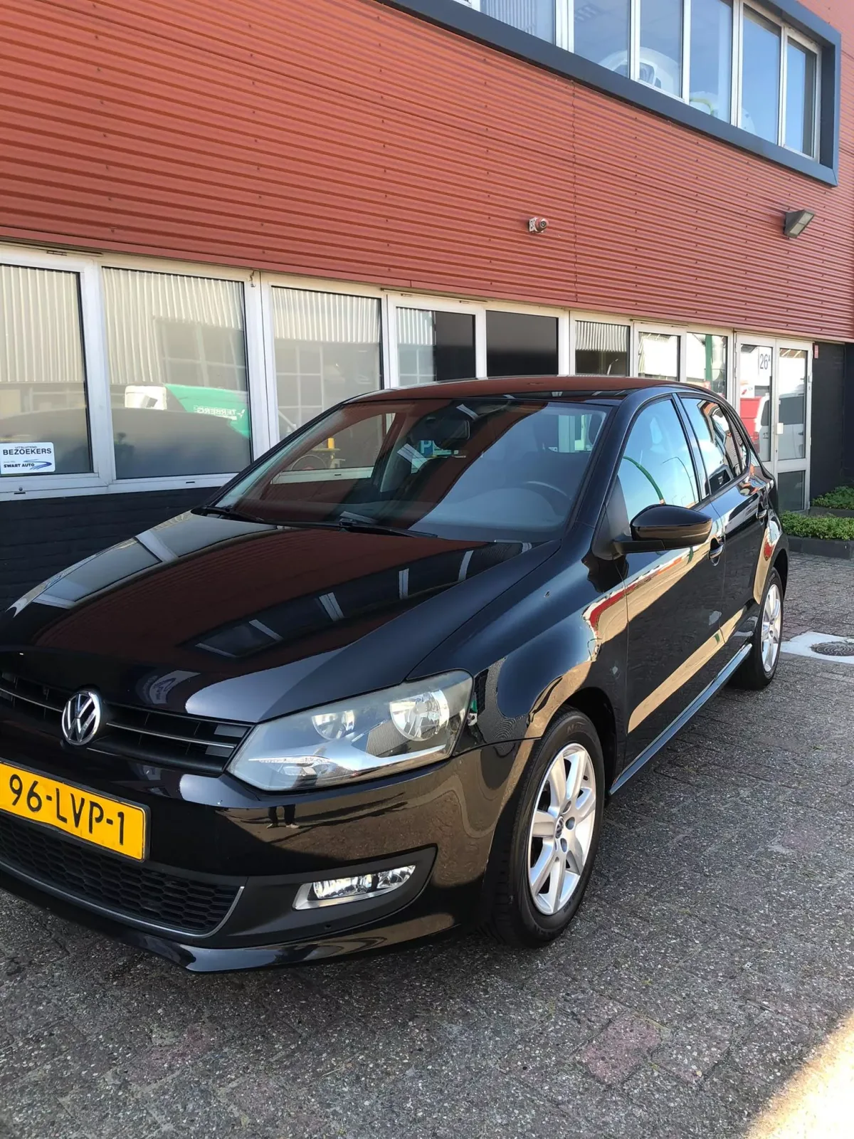 Volkswagen Polo (2010) — foto 1