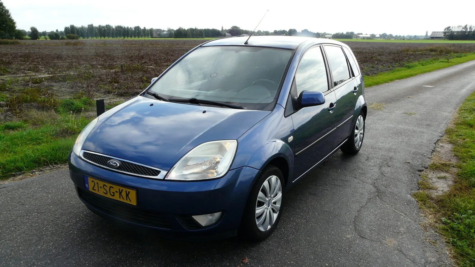 Ford Fiesta (2006) — foto 1