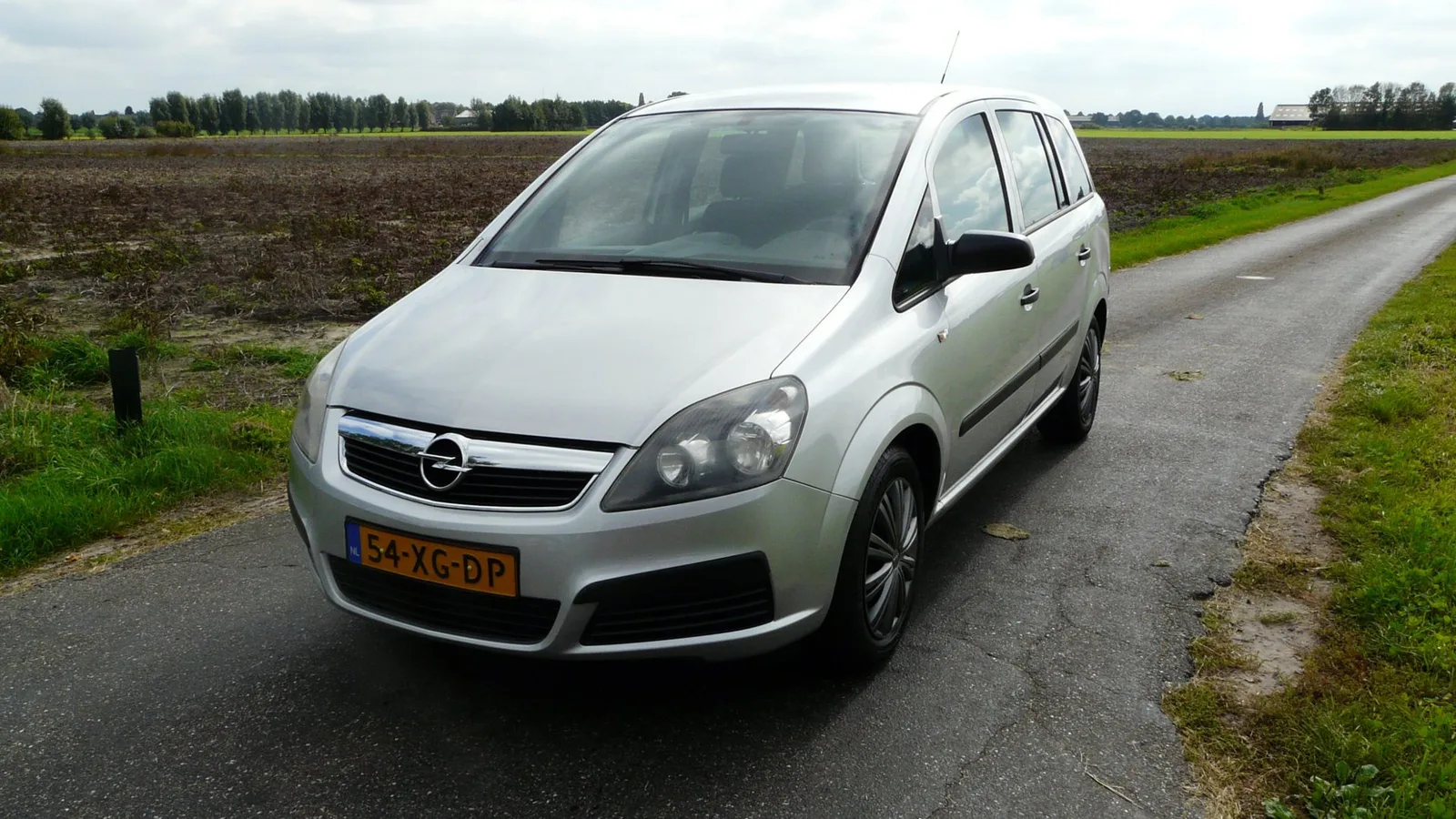 Opel Zafira (2007) — foto 1