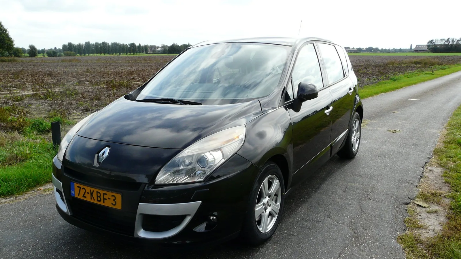 Renault Scénic (2009) — foto 1