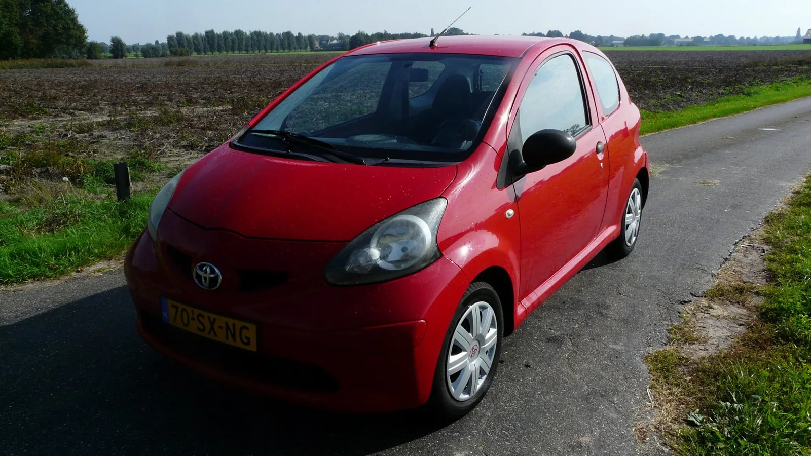 Toyota Aygo (2006) — foto 1