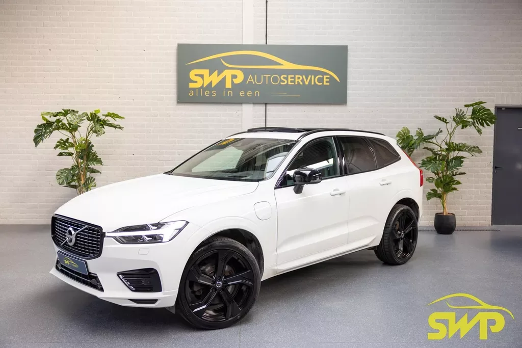 Volvo XC60 (2021) — foto 1