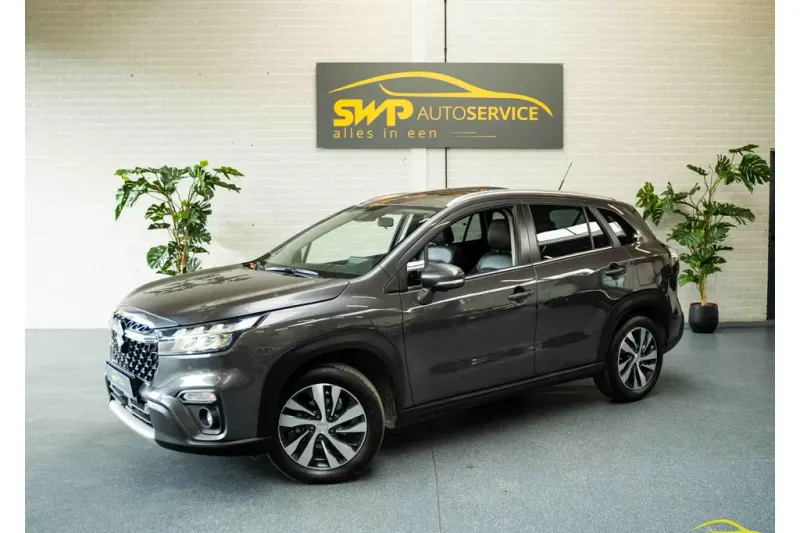 Suzuki S-Cross (2023)