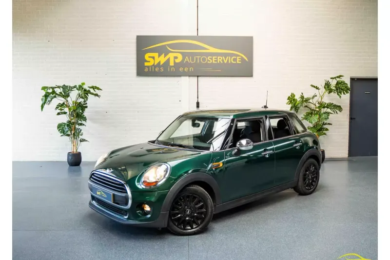 MINI One (2018)