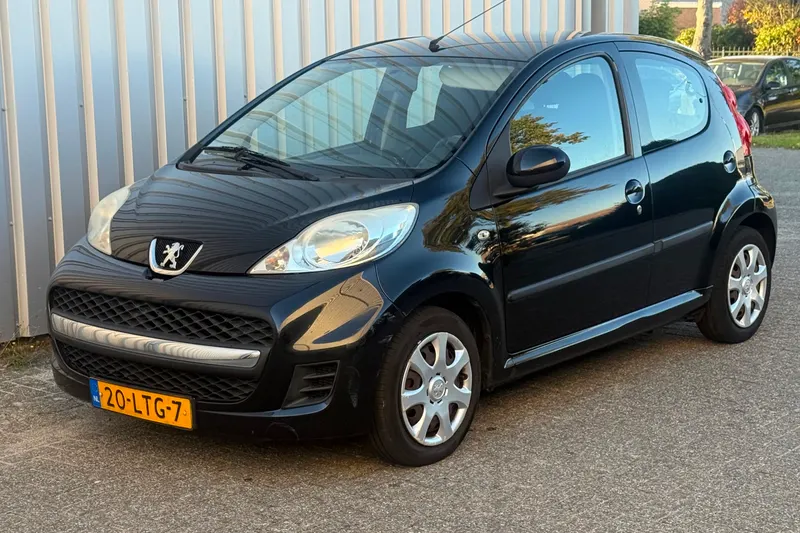 Peugeot 107 (2010)