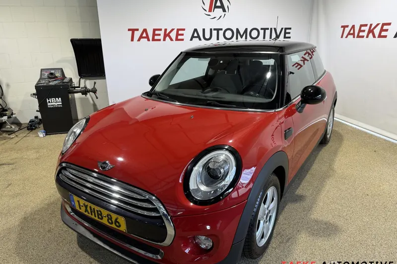 MINI Cooper (2014)