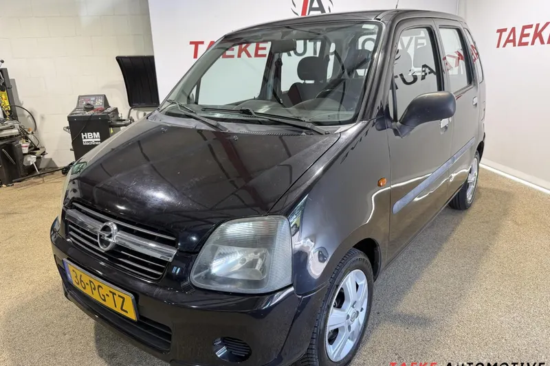 Opel Agila (2004)