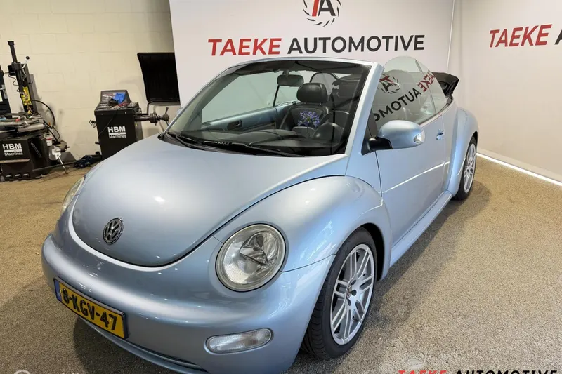 Volkswagen New Beetle (2004)