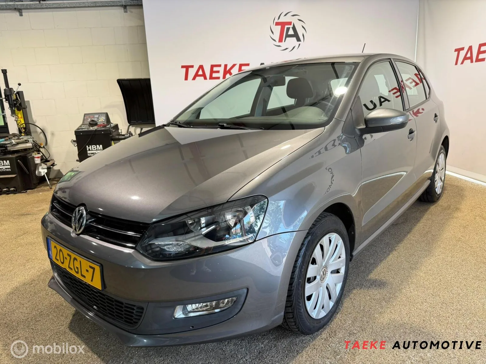 Volkswagen Polo (2012) — foto 1